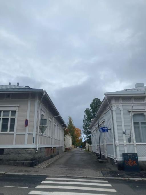 Mukava Saunallinen Kaksio Omalla Sisaeaenkaeynnillae Ja Ilmaisella Autopaikalla Kuopio Esterno foto