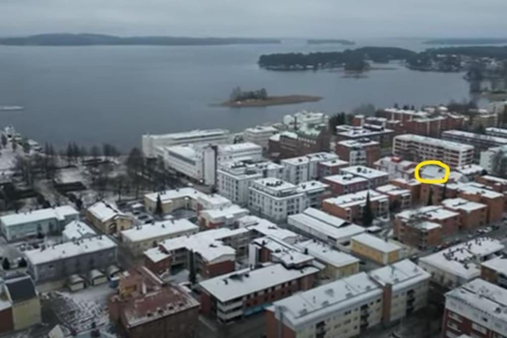 Mukava Saunallinen Kaksio Omalla Sisaeaenkaeynnillae Ja Ilmaisella Autopaikalla Kuopio Esterno foto